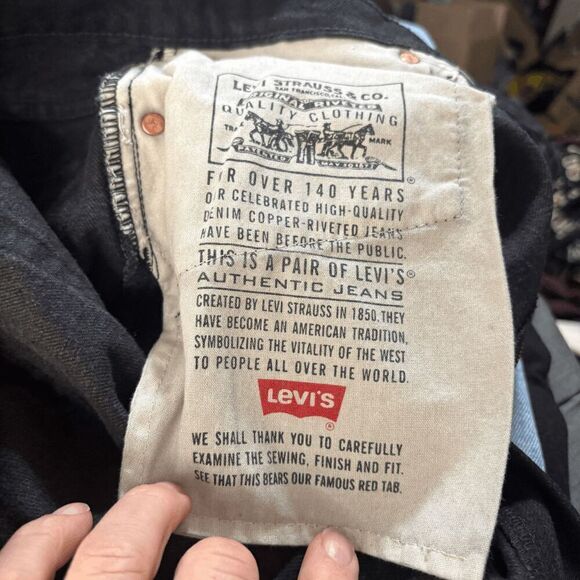 Vintage Levis 551 Jeans Womens 14 Black Relaxed Tapered High Waist Mom 90s Y2K - Picture 3 of 5